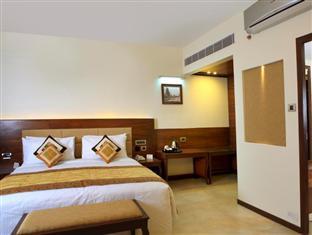 Courtyard By Marriott 5*