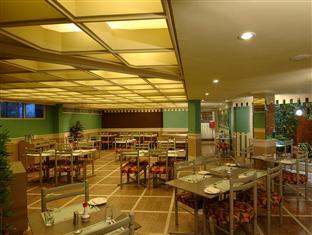 Courtyard By Marriott होटल 5*